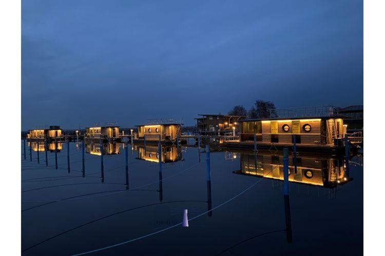 Hausboot Fjord Baltica Mit Dachterrasse In Barth Hotel Екстериор снимка
