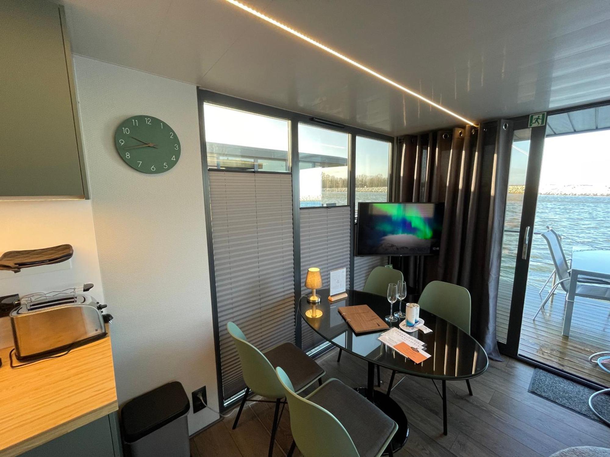 Hausboot Fjord Baltica Mit Dachterrasse In Barth Hotel Екстериор снимка